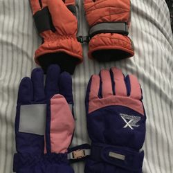 Lnew Kids ski gloves only $10 each set