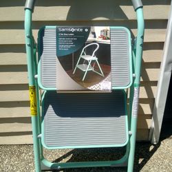 Samsonite 2 Tier Stepladder NEW