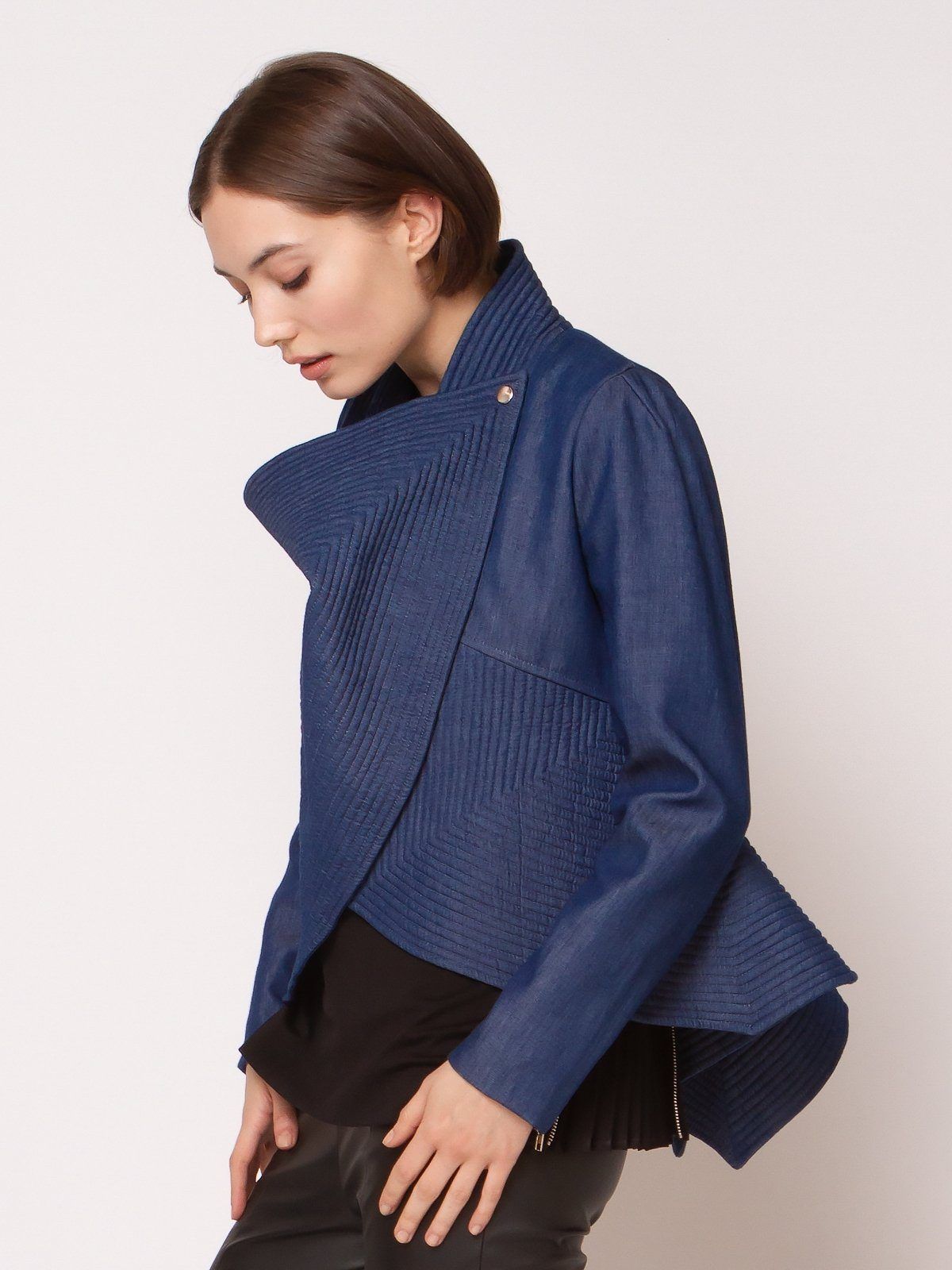 Gracia Oriental Pleated Denim Jacket…Sz: Small