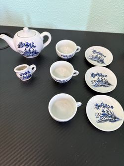 Miniature tea set