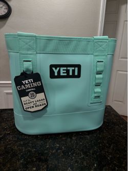 Yeti Camino Carryall 20
