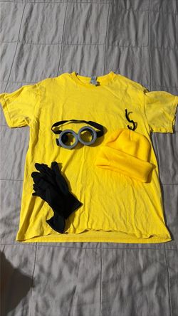 Halloween Minion costume accessories
