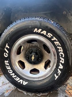 (4) 454 Rims and tires NEED GONE ASAP