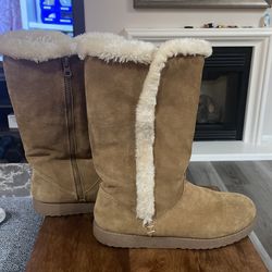 Women’s Brown Suede Boots Size 10