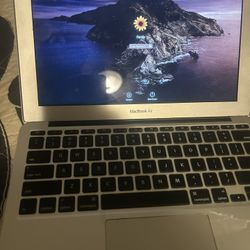 MacBook Air 2023 W Charger