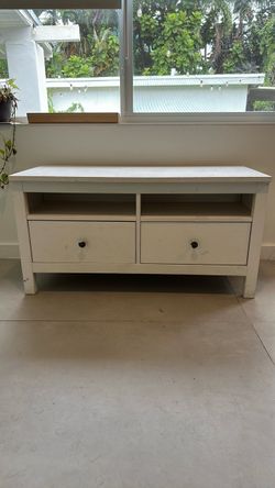 IKEA Hemnes White TV Stand with Drawers