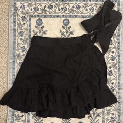 Chic Asymmetrical Black Ruffle Skirt XS