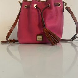 Dooney & Bourke