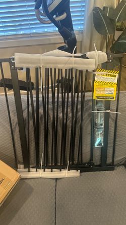 FRISCO EXTRA WIDE PET GATE