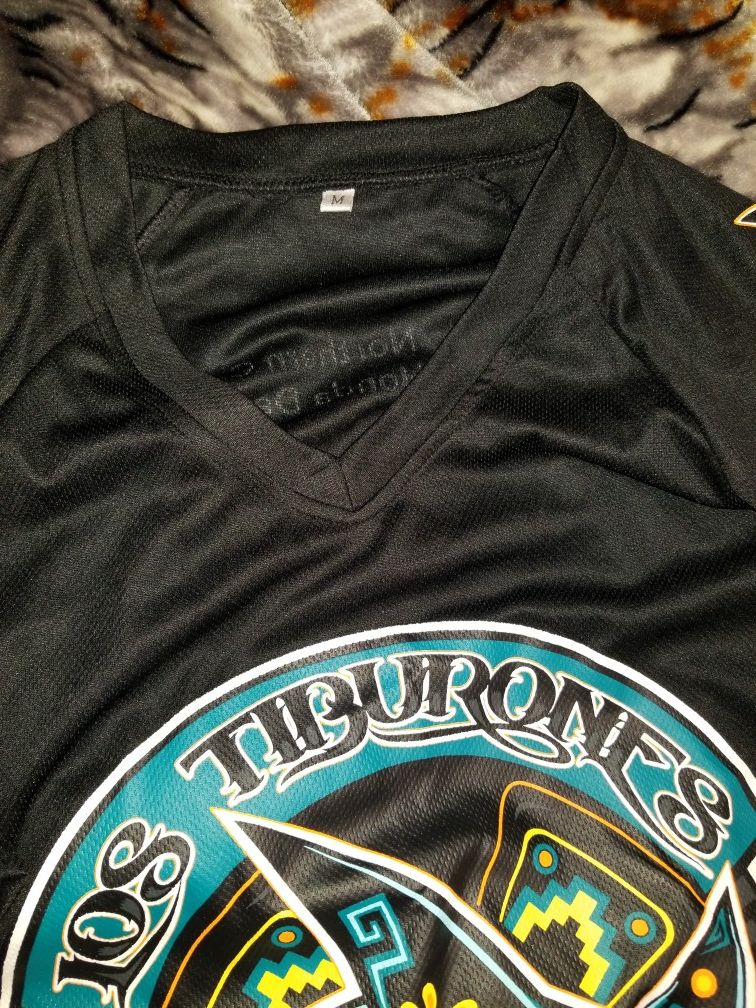 San Jose Sharks jersey for Sale in San Jose, CA - OfferUp