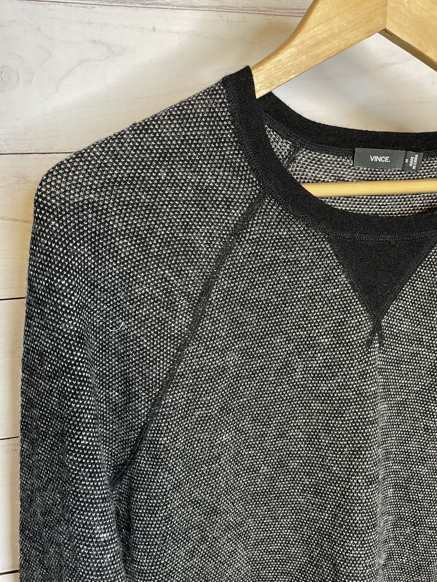 Vince Mens Wool / Cashmere Black & White Crewneck Knit Sweater Medium