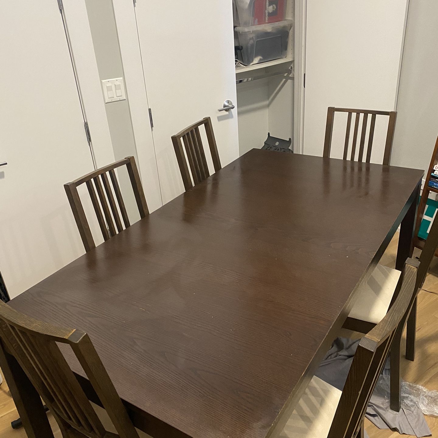 68 Inch Dinning Room Table with 6 Chairs