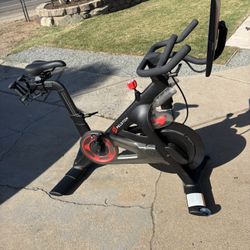 Peloton Bike 