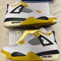 WMNS Jordan 4 Retro ‘Vivid Sulfur’ 11.5W/10M