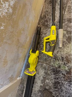 18” cordless pole hedge trimmer