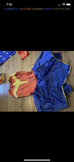 Size 8 years comes with extra stuff 8$