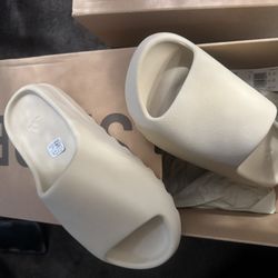 Adidas yeezy Slides