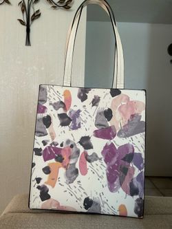 HANGBAG