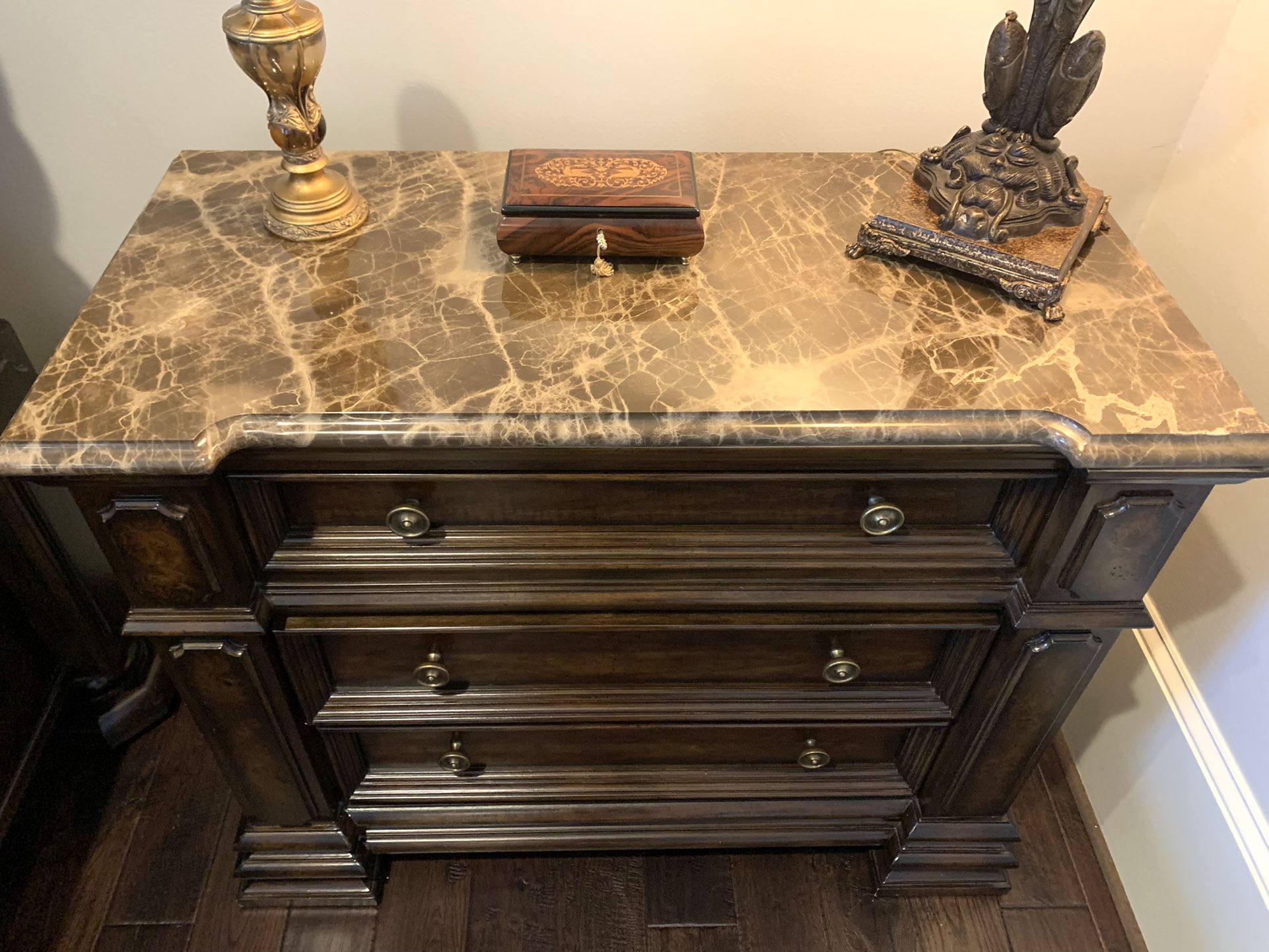 Vintage Bernhardt Master Bedroom Furniture for Sale in Johns Creek, GA