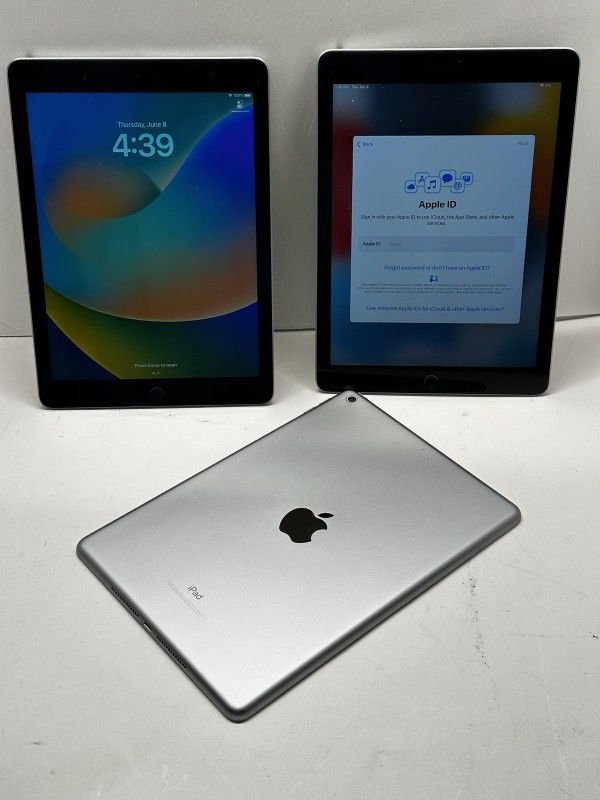 Apple iPad 6th Generation 32gb (Unlocked)!!!