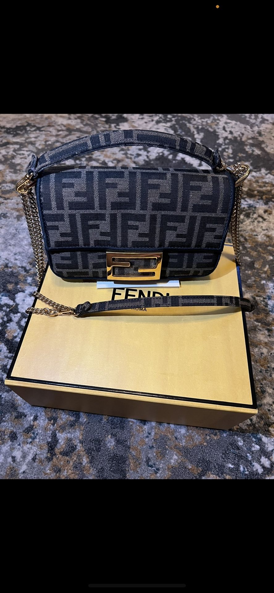 Fendi Baguette Mini