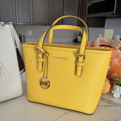 Michael Kors Purses