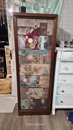 Laungerie 7 Drawers Alice & Wonderland Theme
