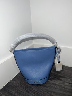 Michael Kors Bucket Bag