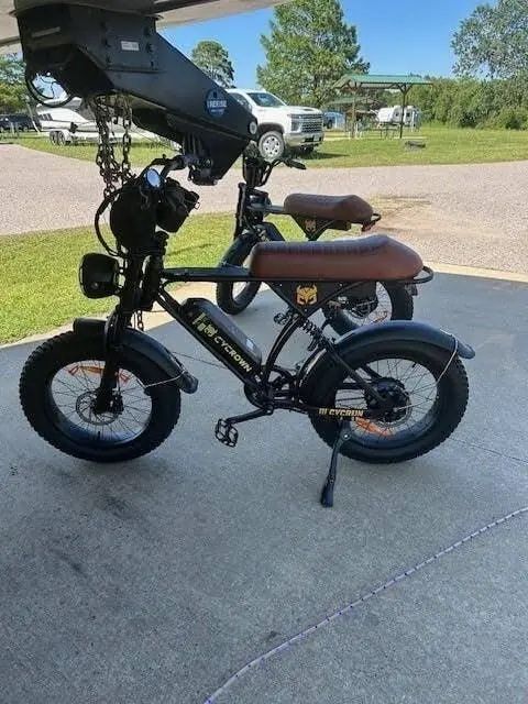 CycRun fat tire electric dirt bike (CERTIFIED WITH UL 2849) with 20*4.0" fat tire, LED powerful headlight, and extra-large seat