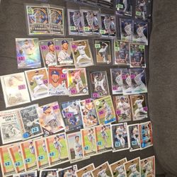 HUGE LOT of 50 + Clayton Kershaw LA Dodgers Legend Pitcher! Refractors Chrome Topps Stars Of MLB Star Command Allen & Ginter & More !