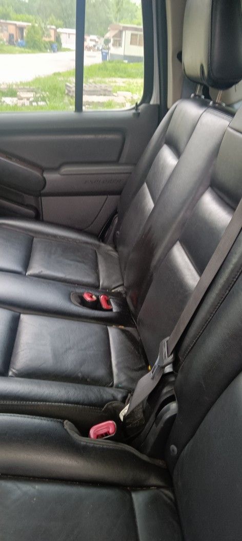 2008 Ford Explorer