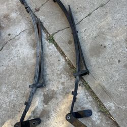 05-15 Nissan Xterra Rear Leaf Spring 