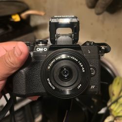Olympus Em10 Iv 