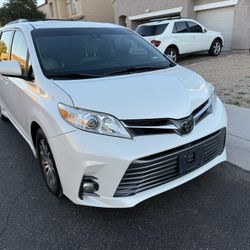 2018 Toyota Sienna