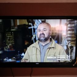 55 Inch Tv With The Wall Mount