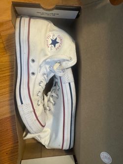 White Converse Chuck Taylor High Tops Womenās 8 / Menās 6 ā Good Condition