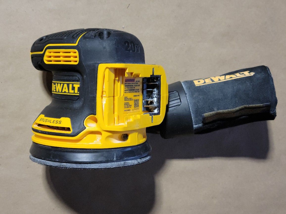 DEWALT 20-Volt MAX XR Cordless Brushless 5 in. Random Orbital Sander