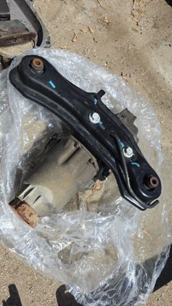 1(contact info removed) Honda CR-V rear AWD differential