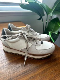 Retro Universal Thread Sneakers