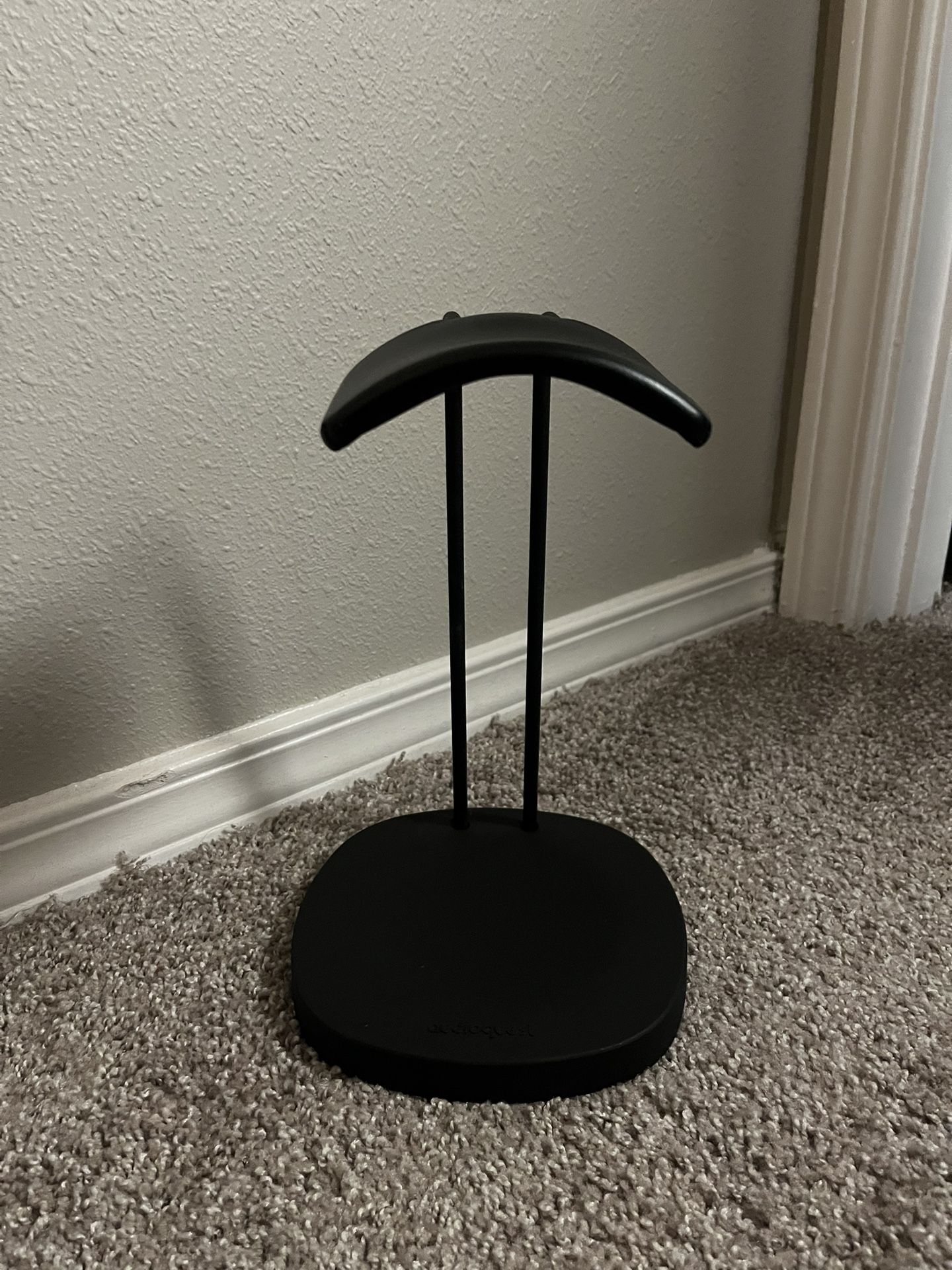 Leather and Metal Headphone Stand