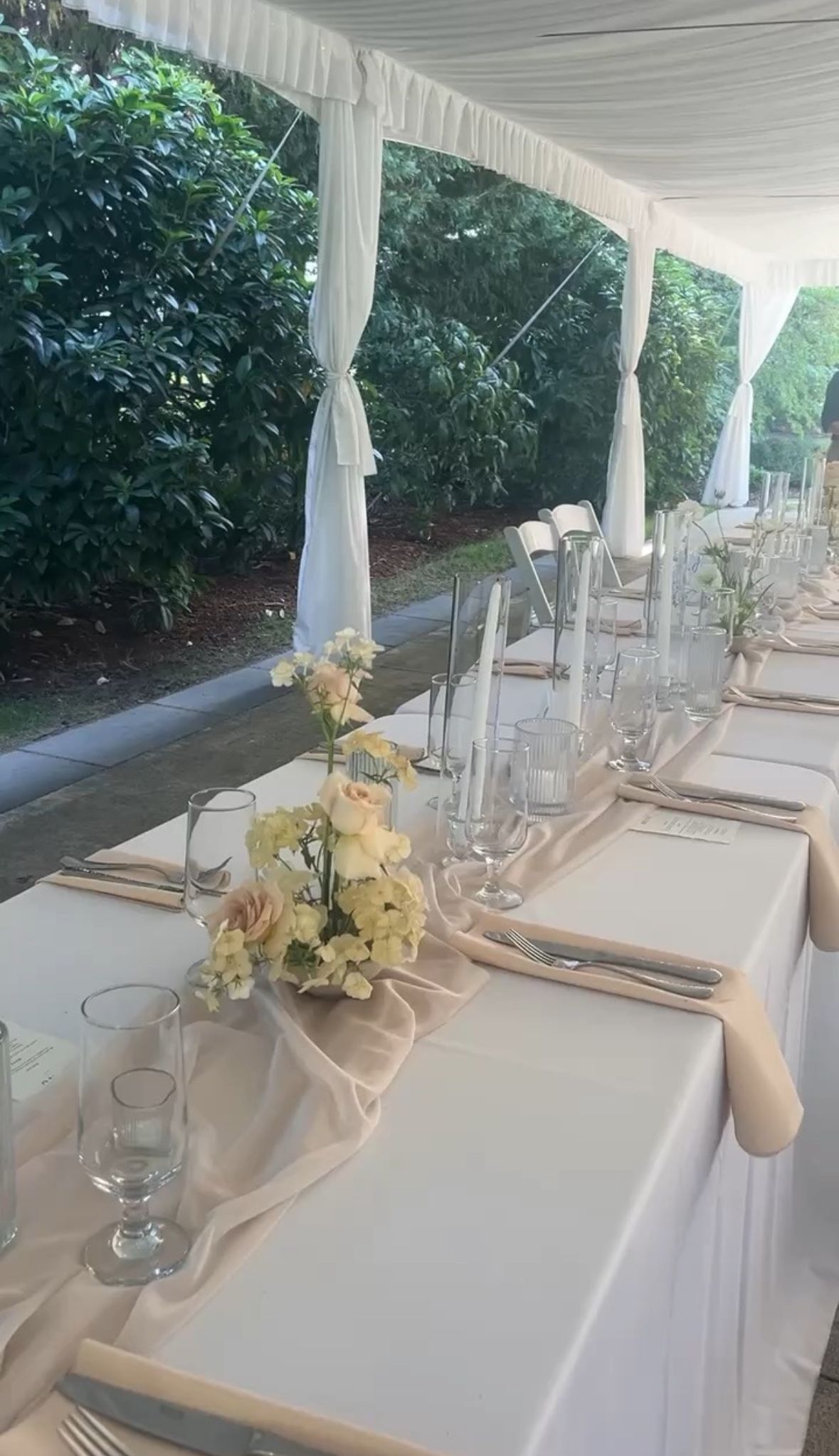 11 Table Runners