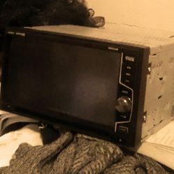 Boss Audio Systems Dvd,Radio,Mp3,Cd,Widescreen Touchscreen 🛻💵🎶