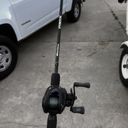 I Have A Max Sx Fishing Pole Basically Brand New