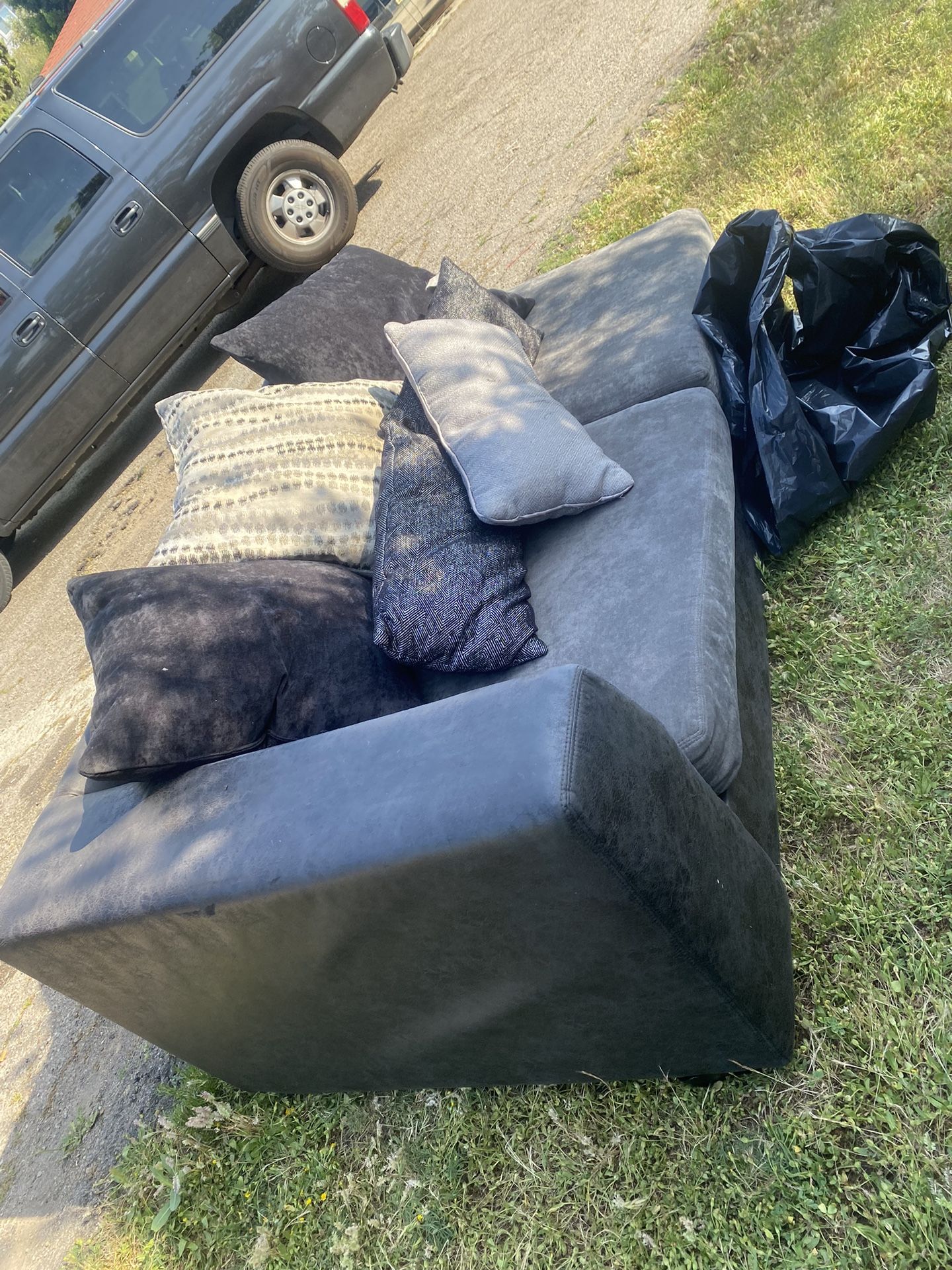 Free Couches 