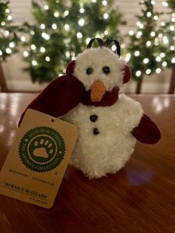Vintage/Retired Boyds Bears & Friends Bernice Blizzard Snowman Plush Animal #56193 Burgundy 4"