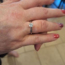 Diamond Engagement Ring with platinum band