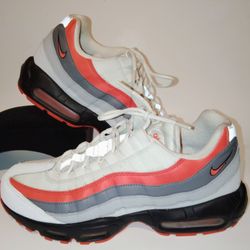 Nike Air Max 95 Essential Comet Men’s Sz 10.1/2 White Crimson