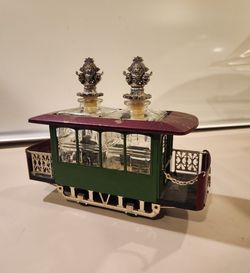 Vintage San Francisco Cable Car Musical Decanter Set – 2 Glass Bottles