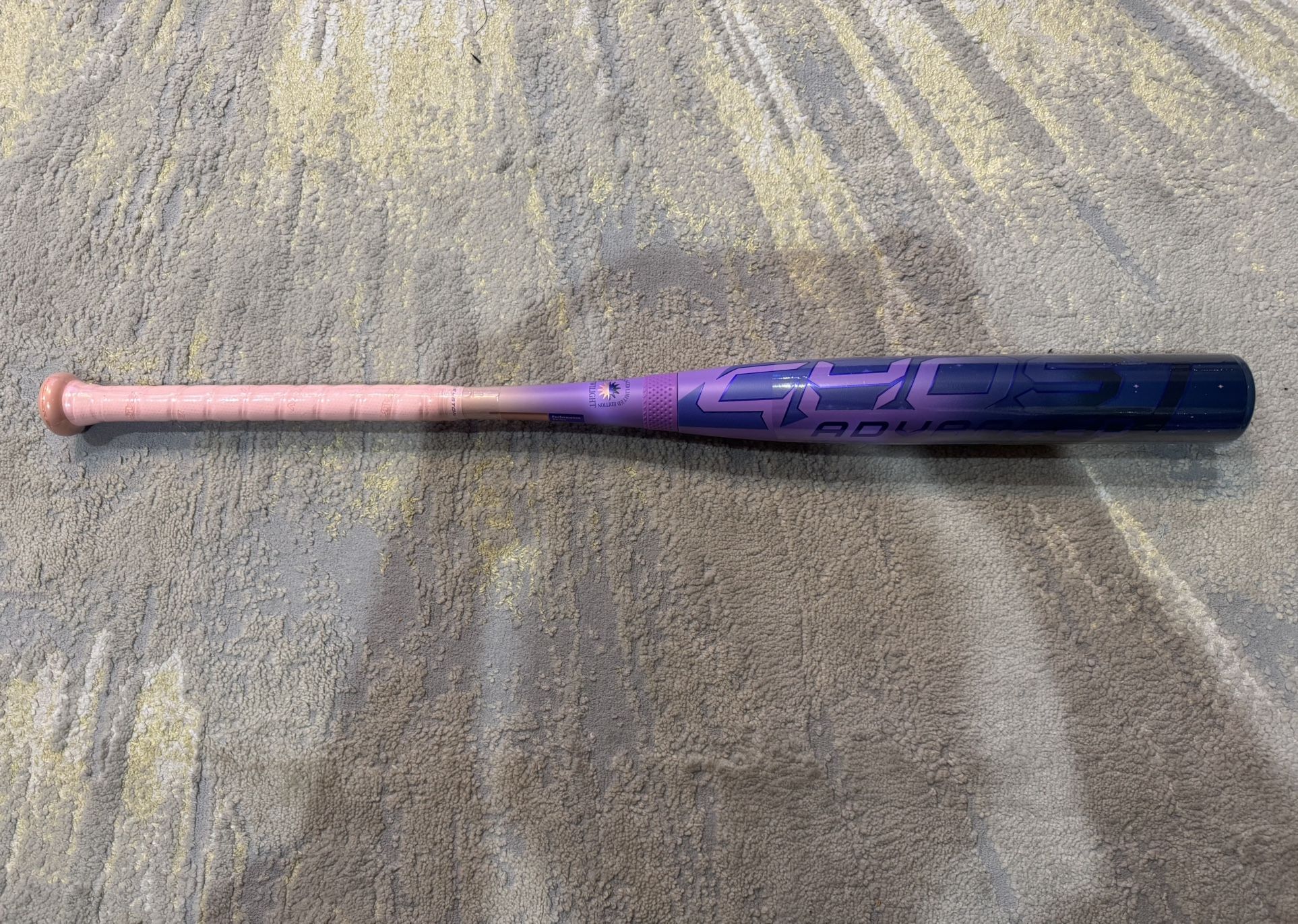 Easton FP19GHU10 Ghost 10 USSSA Fastpitch Softball Bat 30 “ 19oz