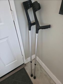 Ergonomic Forearm / Elbow Crutches - Pair (Paid $75, Used Once)
